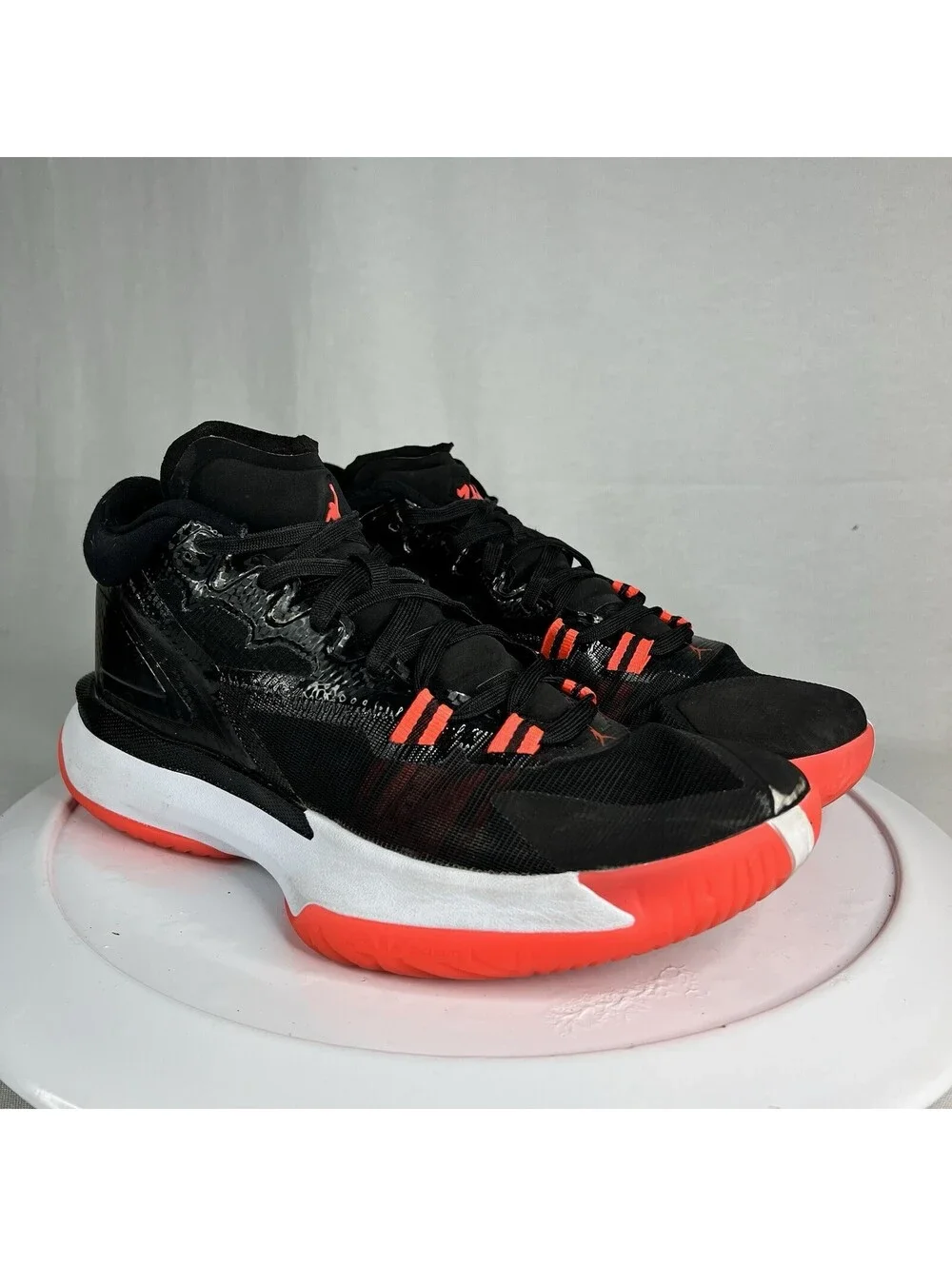 Nike Air Jordan Zion 1 Bloodline Size 10.5 Pre-Owned -See Pics